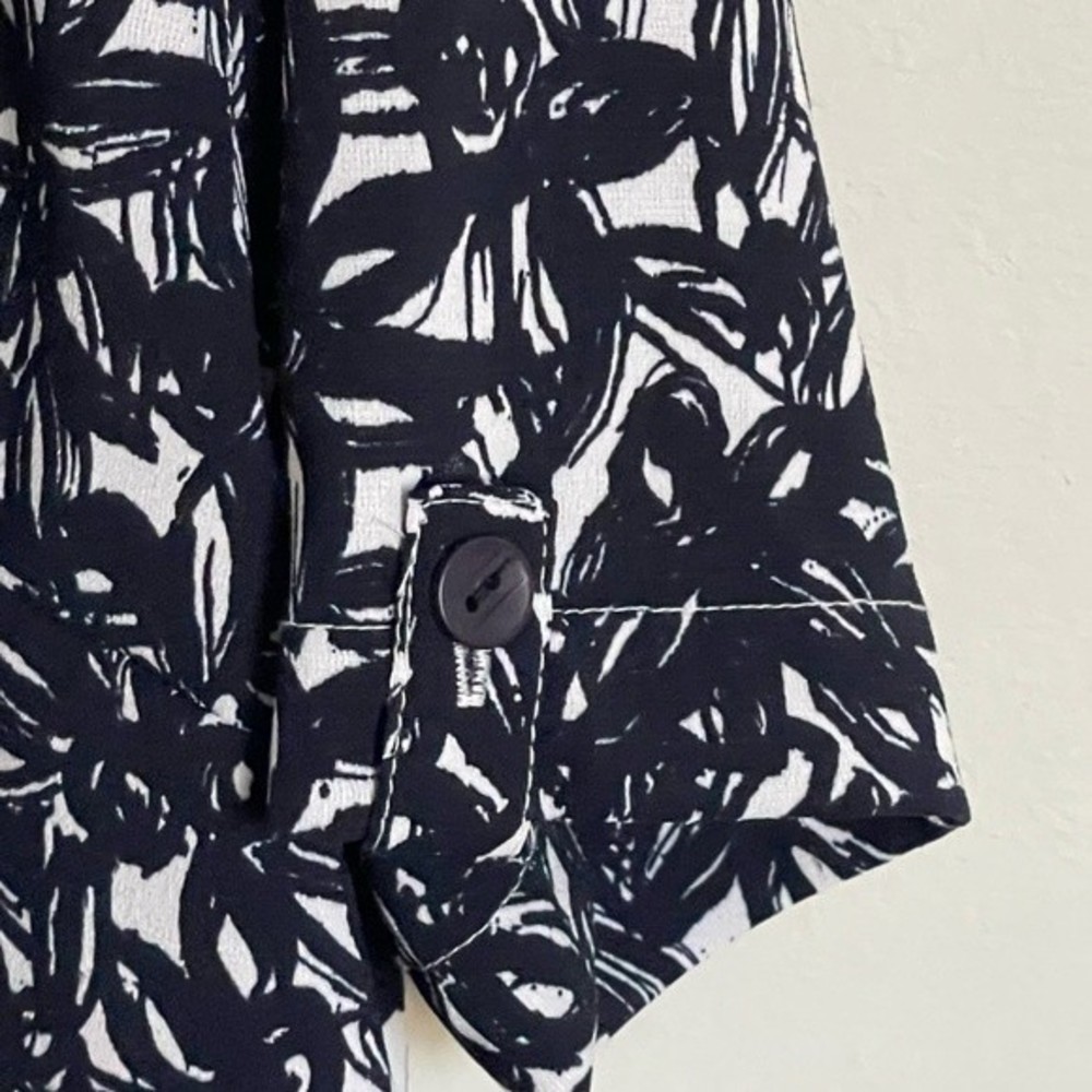 Koret Navy Blue White Floral Print Button Up V Neck Size M - Picture 5 of 10